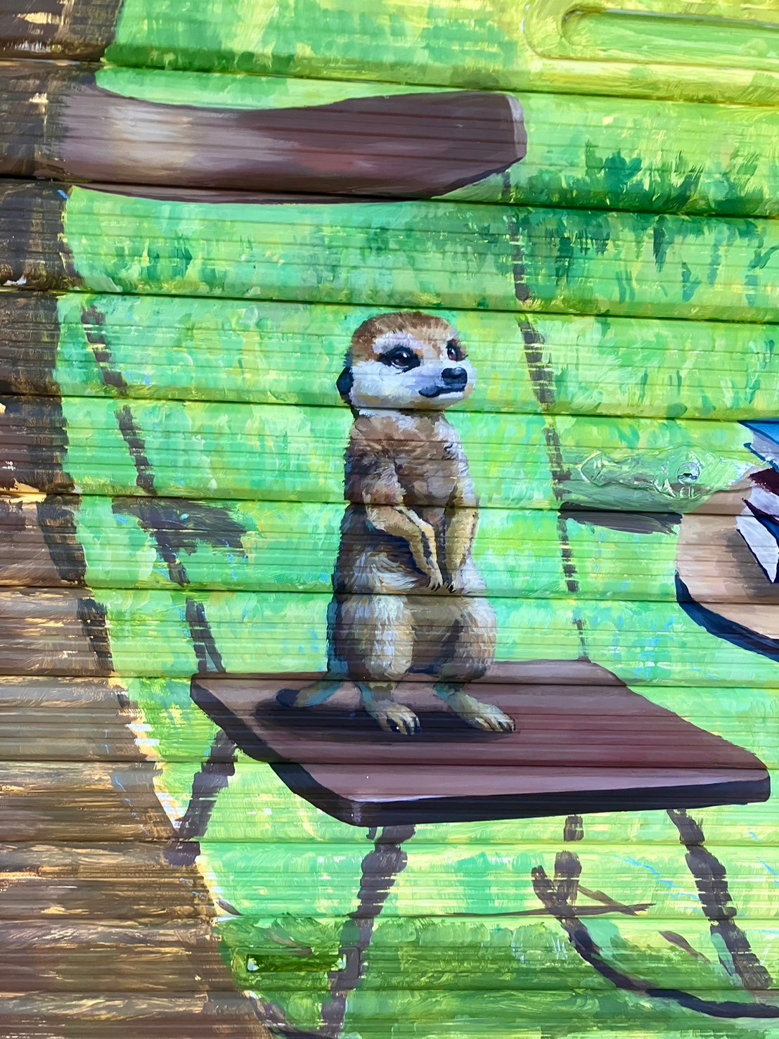 壁画・看板・シャッターなど、場所を選ばずアートを描きます